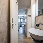 Maserati House - H24 Oda ve Kahvaltı