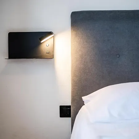 Maserati House - H24 Bed & Breakfast 3*