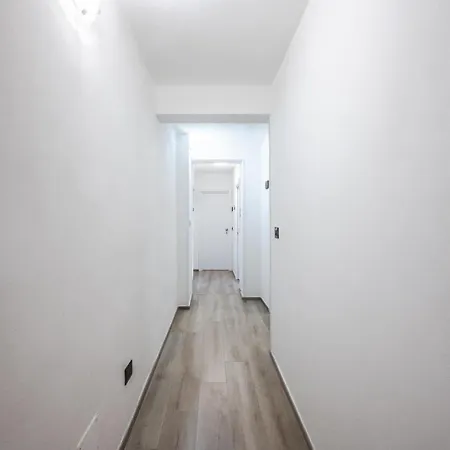 Bed & Breakfast Maserati House - H24