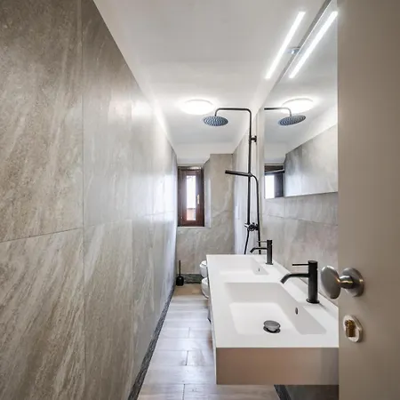 Maserati House - H24 Bed & Breakfast 3*