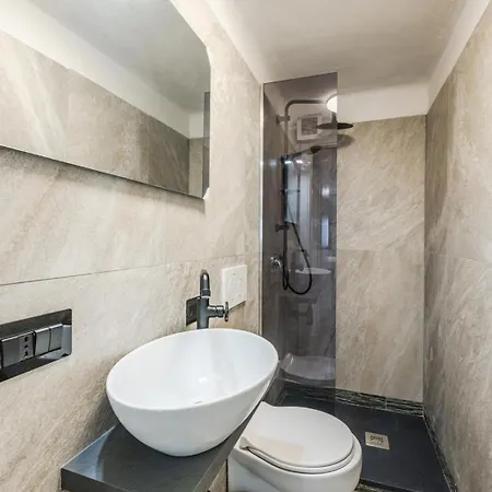 Maserati House - H24 Oda ve Kahvaltı