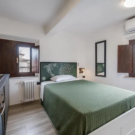 Oda ve Kahvaltı Maserati House - H24 3*