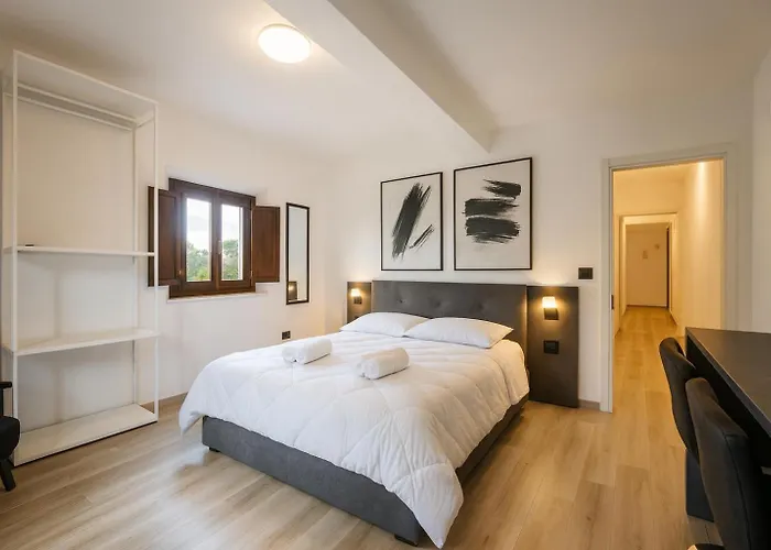 Maserati House - H24 3*