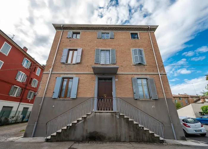 Maserati House - H24 Panzió Modena