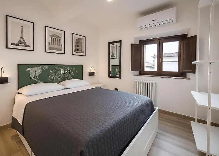 Maserati House - H24 3*