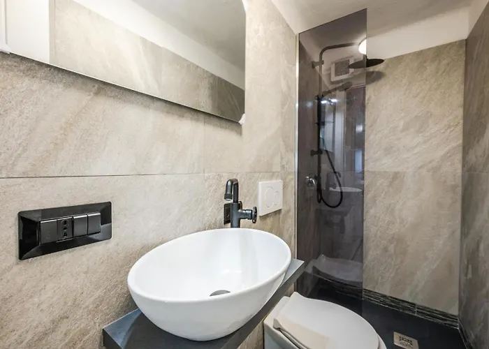 Maserati House - H24