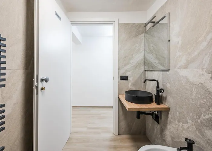 Panzió Maserati House - H24